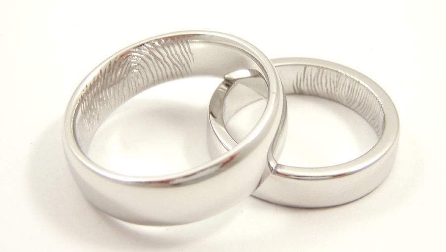 Wedding rings in hong kong